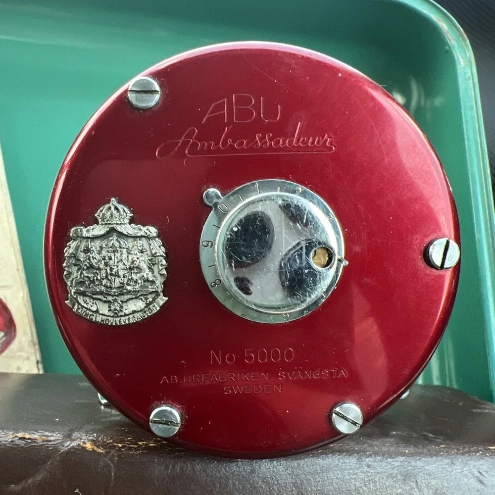 ABU Ambassadeur 5000 Casting Reel Red Vintage with Original Case Sweden